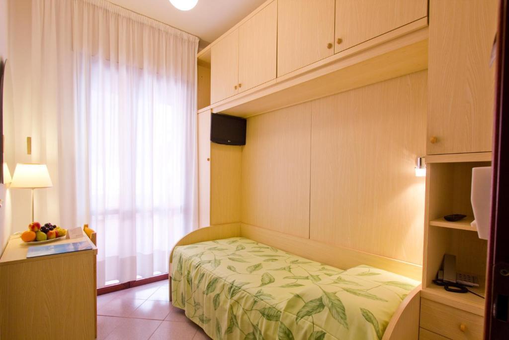 Hotel Desiree Lignano Sabbiadoro Quarto foto